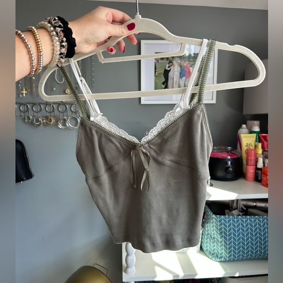 Edikted Khaki Lace Detail Cami - Picture 1 of 2